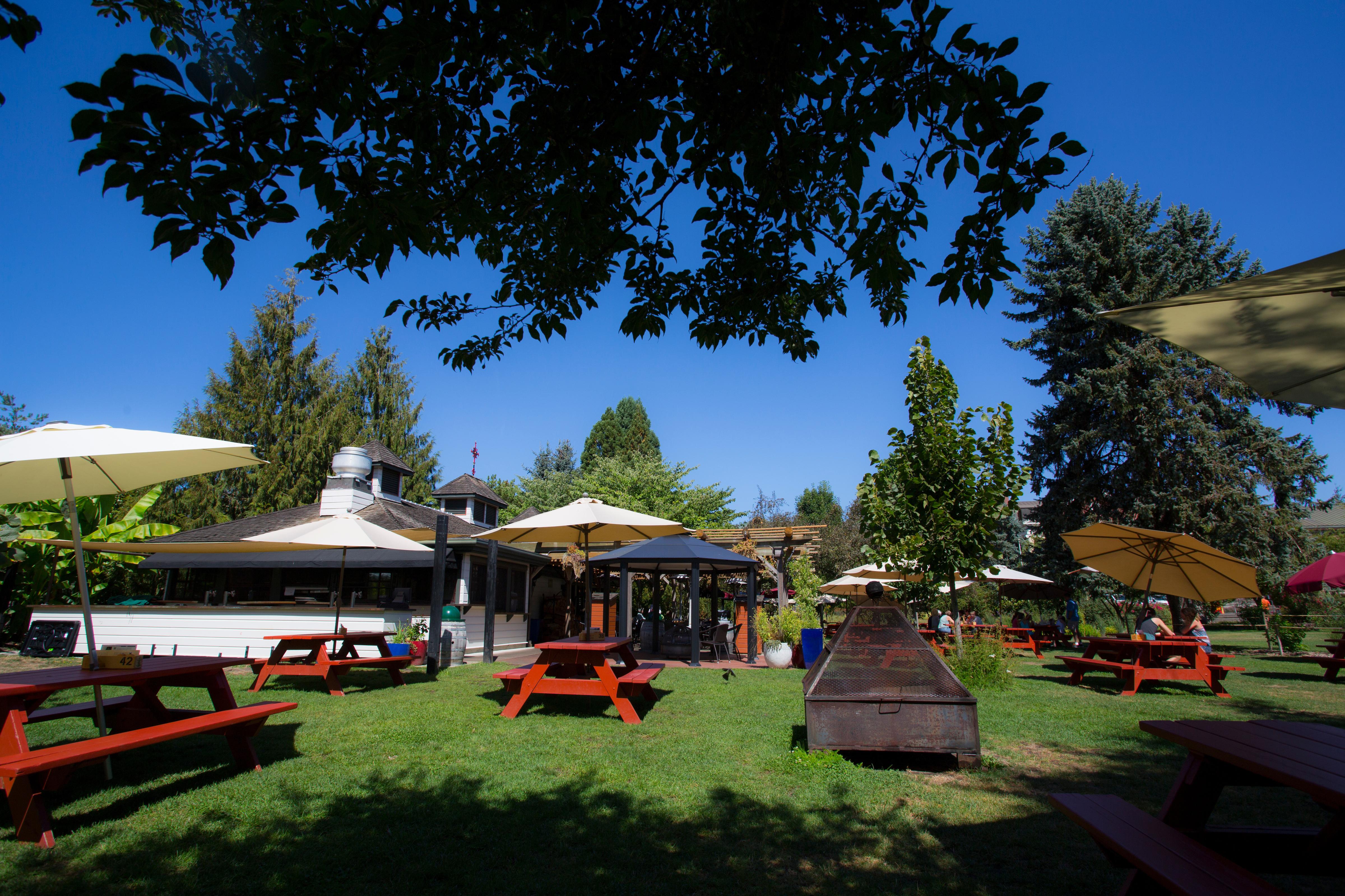 Mcmenamins Grand Lodge Forest Grove Exterior foto